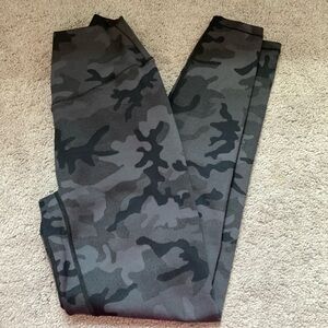 Ptula Stealth Sculpt Leggings